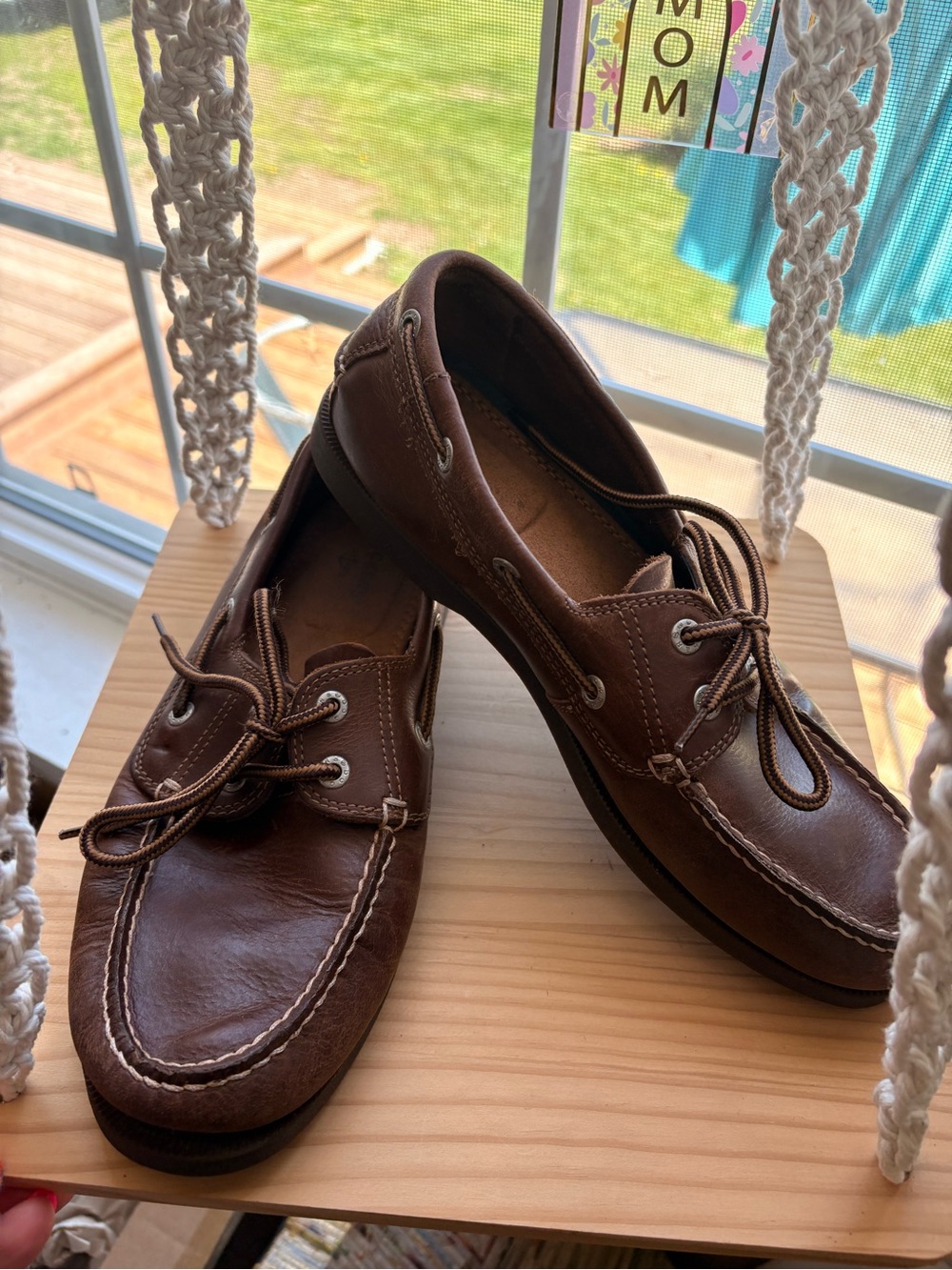 Dockers Men's Brown Leather Boat Shoes with Lace Detail. Mens 8. Great shape